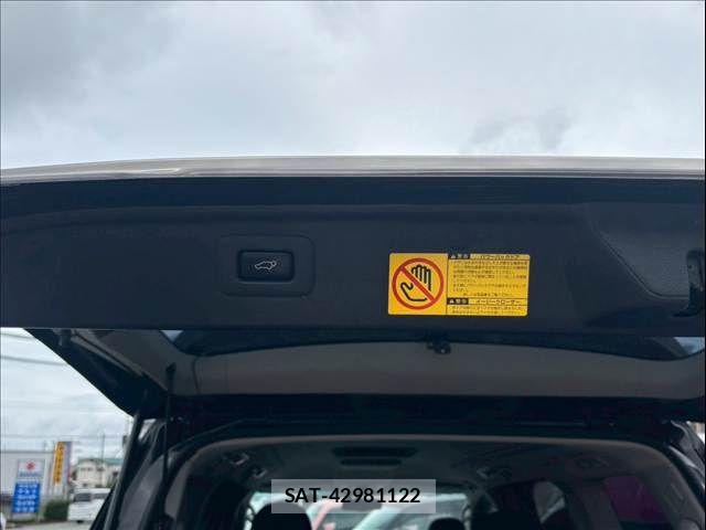 Toyota ALPHARD 2013-01 7960379-12