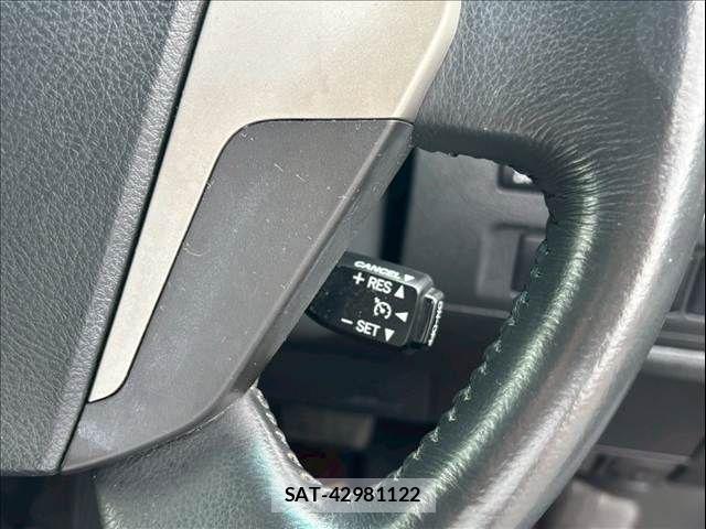 Toyota ALPHARD 2013-01 7960379-22