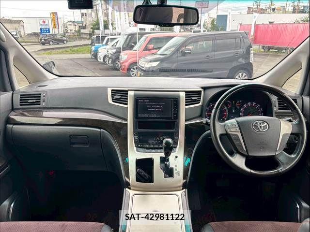 Toyota ALPHARD 2013-01 7960379-8