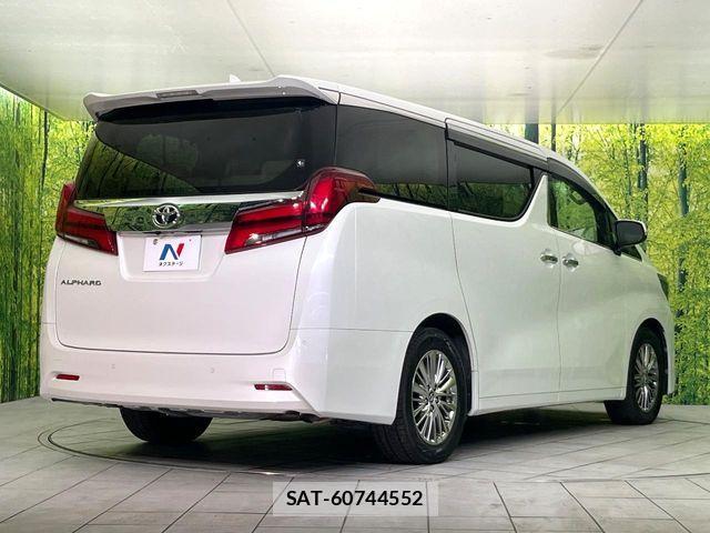 Toyota ALPHARD 2019-03 7960365-16
