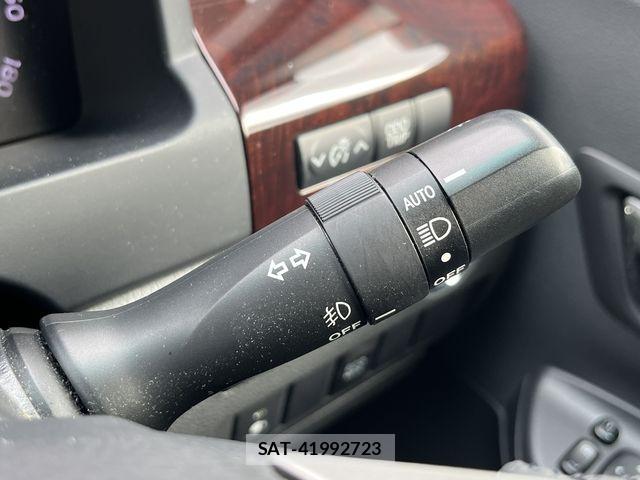 Toyota ALPHARD 2014-05 7960378-17