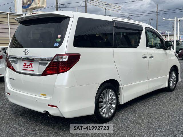 Toyota ALPHARD 2014-05 7960378-2