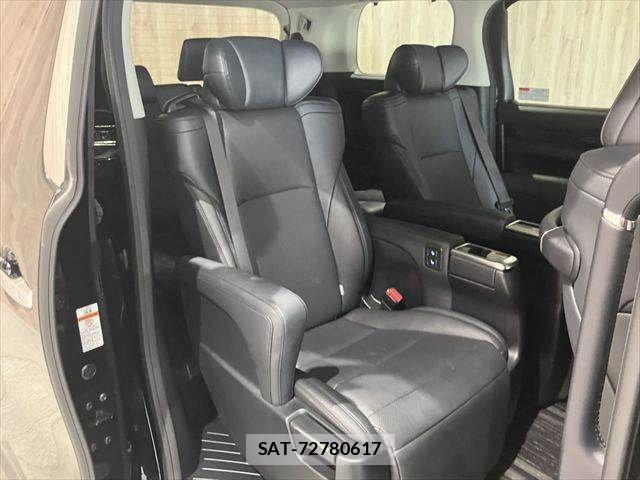 Toyota ALPHARD 2018-07 7960370-10
