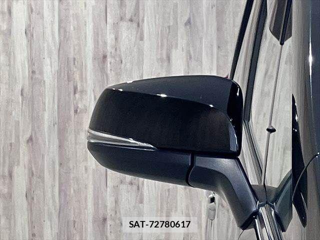 Toyota ALPHARD 2018-07 7960370-28