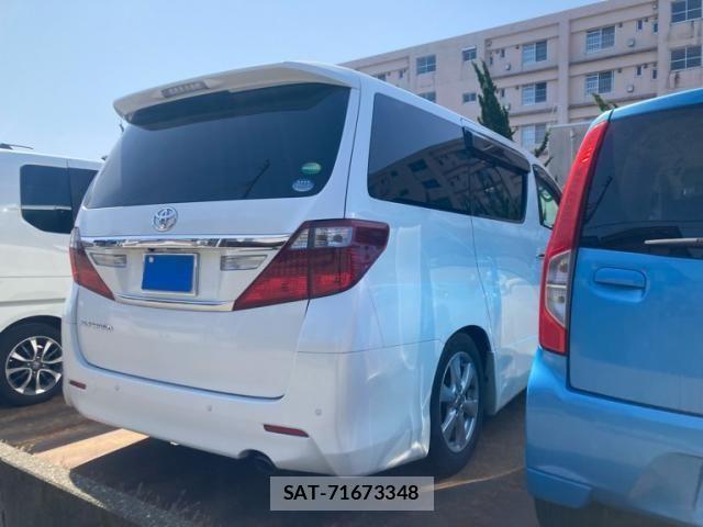 Toyota ALPHARD 2013-09 7960382-2