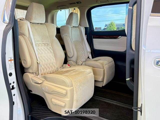 Toyota ALPHARD 2016-06 7960376-9