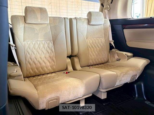 Toyota ALPHARD 2016-06 7960376-10
