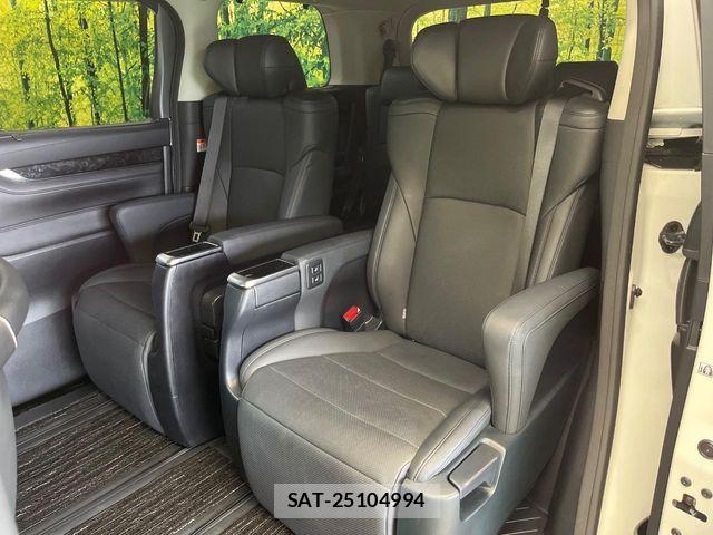 Toyota ALPHARD 2023-03 7960356-10