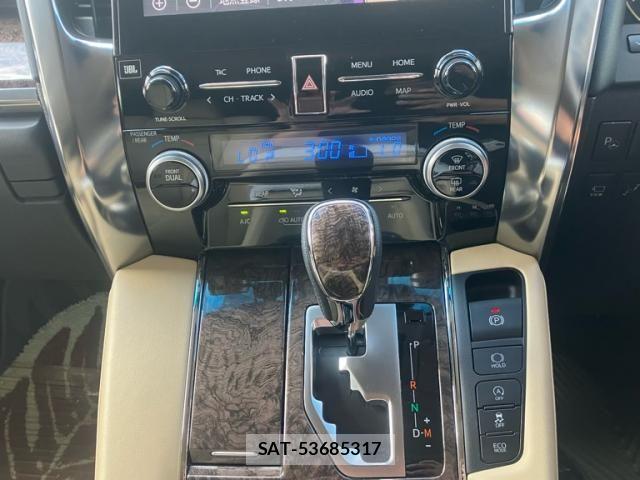 Toyota ALPHARD 2020-06 7960359-23