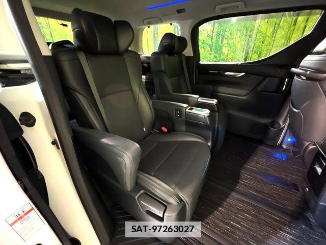 Toyota ALPHARD 2019-06 7978368-8