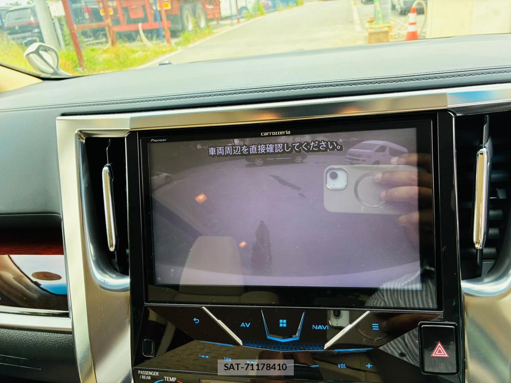 Toyota ALPHARD 2016-06 7977585-18