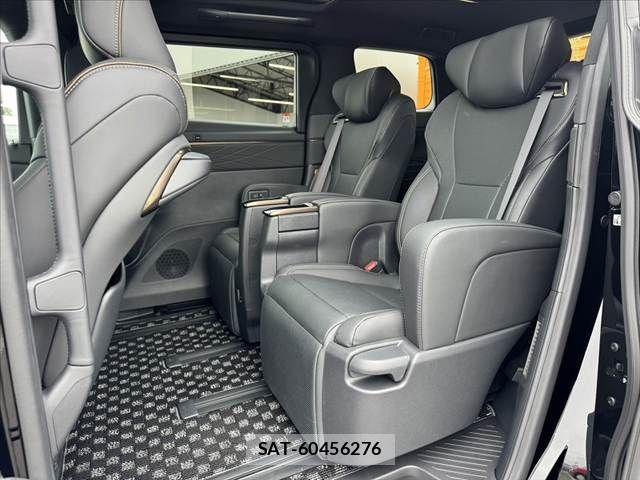 Toyota ALPHARD 2026-02 7978354-17