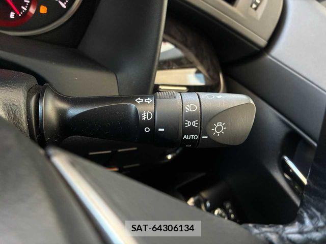 Toyota ALPHARD 2019-02 7978375-9