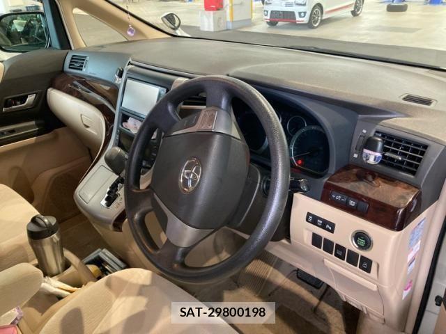 Toyota ALPHARD 2012-03 7978386-17