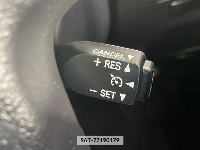 Toyota ALPHARD 2017-09 7978379-5