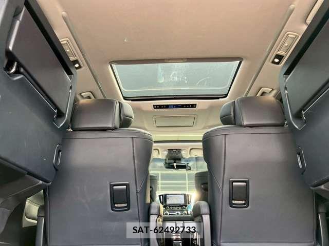 Toyota ALPHARD 2022-04 7978365-1
