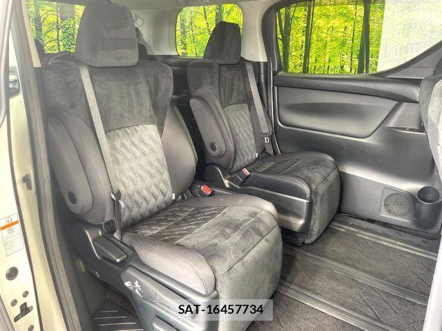 Toyota ALPHARD 2018-09 7978377-7