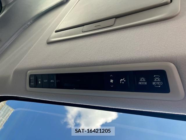 Toyota ALPHARD 2018-03 7978370-16