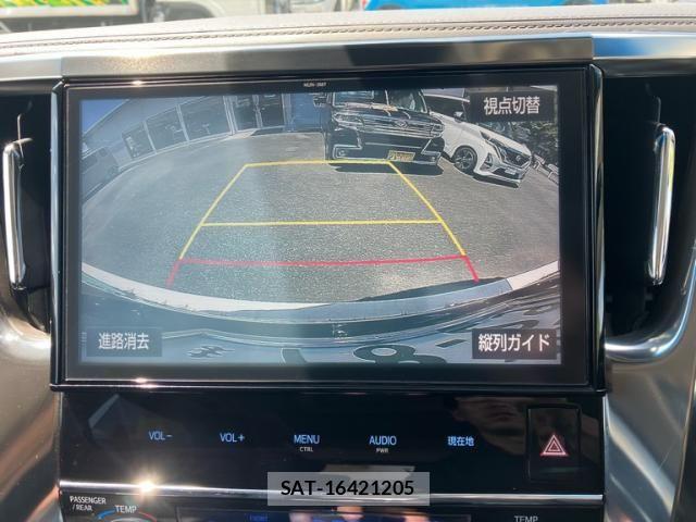 Toyota ALPHARD 2018-03 7978370-27