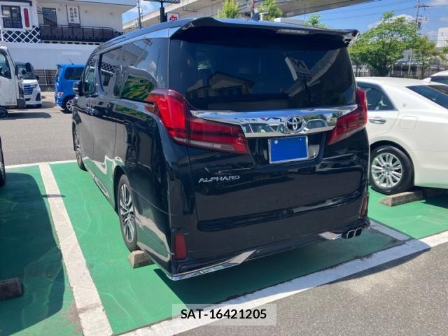 Toyota ALPHARD 2018-03 7978370-2