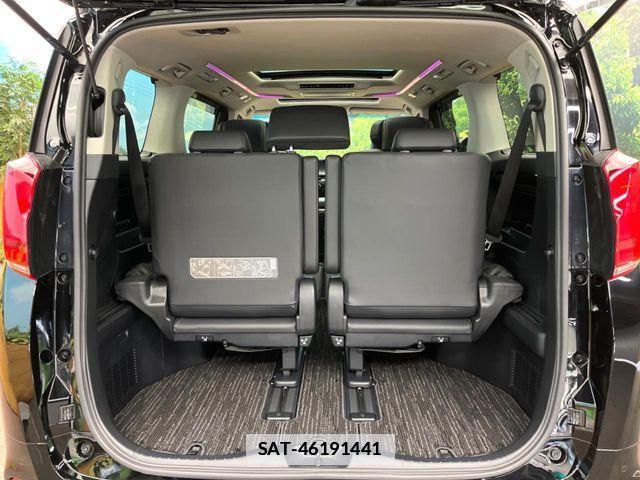 Toyota ALPHARD 2023-01 7978361-12