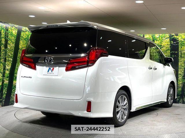 Toyota ALPHARD 2021-08 7978366-16