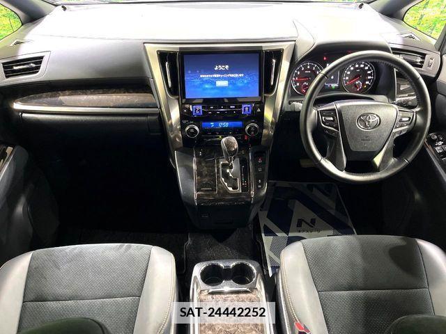 Toyota ALPHARD 2021-08 7978366-1