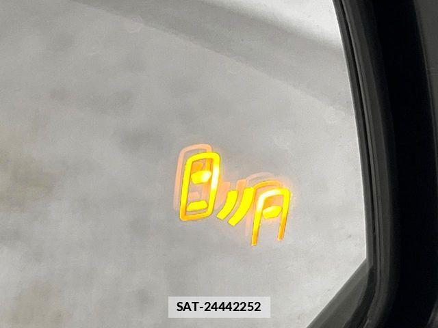 Toyota ALPHARD 2021-08 7978366-6