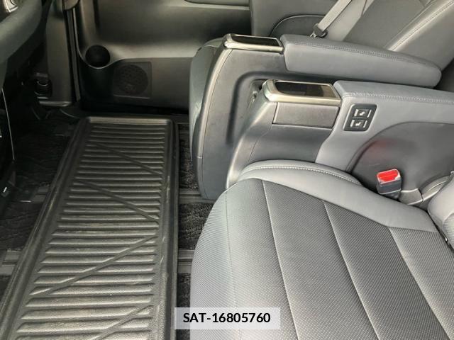 Toyota ALPHARD 2021-08 7978363-12