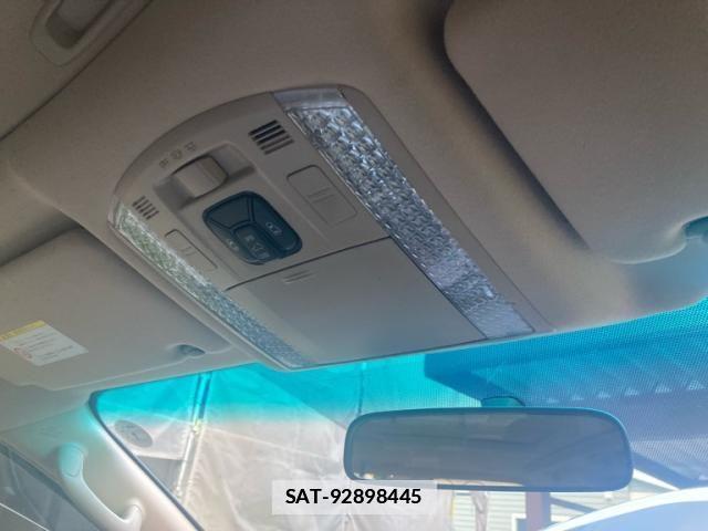 Toyota ALPHARD 2010-02 7978388-28