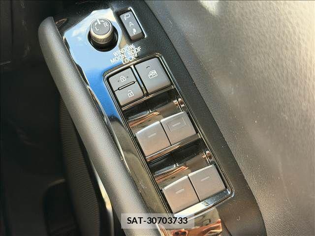Toyota ALPHARD 2021-06 8034228-26