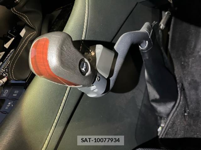 Toyota ALPHARD 2025-03 8034220-25