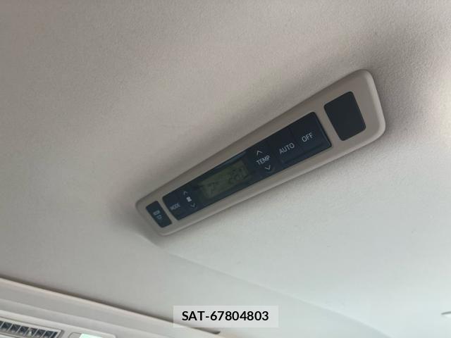 Toyota ALPHARD 2012-06 8034266-13