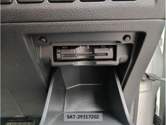 Toyota ALPHARD 2012-07 8034262-17