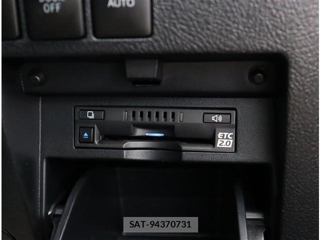 Toyota ALPHARD 2021-06 8034221-12