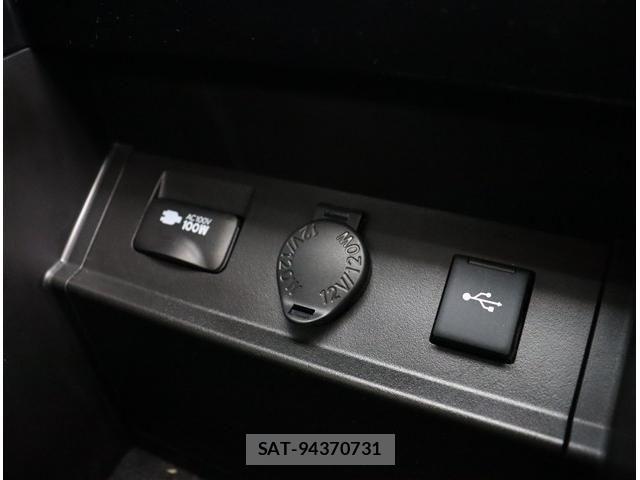 Toyota ALPHARD 2021-06 8034221-13