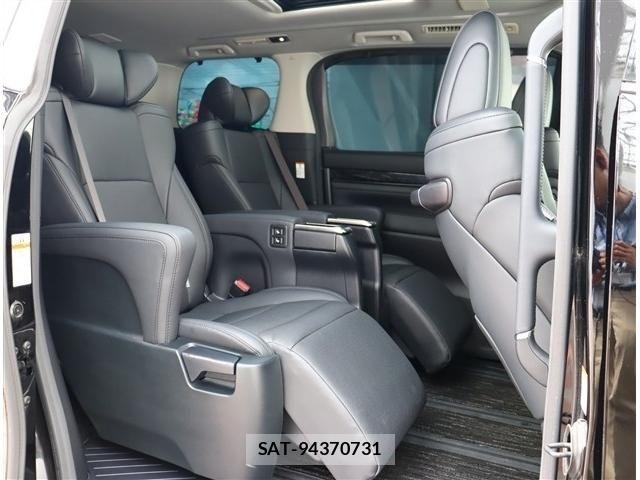 Toyota ALPHARD 2021-06 8034221-15