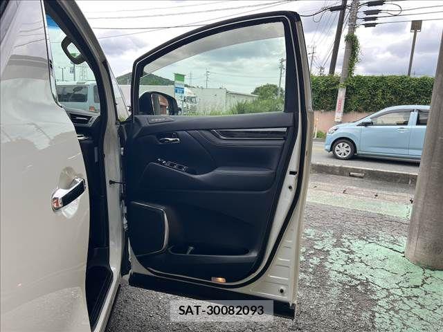 Toyota ALPHARD 2016-12 8034250-13