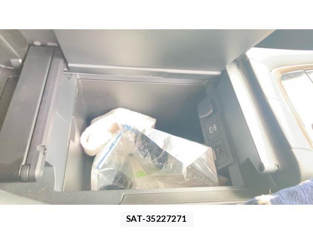 Toyota ALPHARD 2024-05 8034217-14