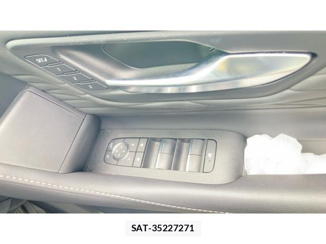Toyota ALPHARD 2024-05 8034217-6