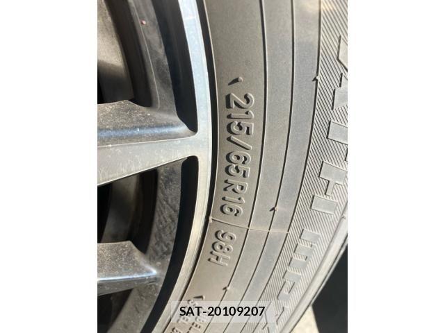 Toyota ALPHARD 2015-10 8034260-8
