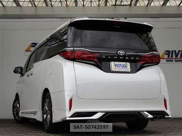 Toyota ALPHARD 2024-04 8034215-20