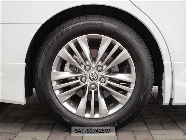Toyota ALPHARD 2024-04 8034215-23