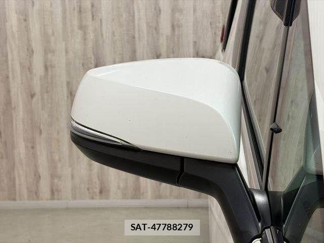 Toyota ALPHARD 2017-07 8034253-24