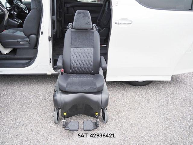Toyota ALPHARD 2022-04 8034230-9