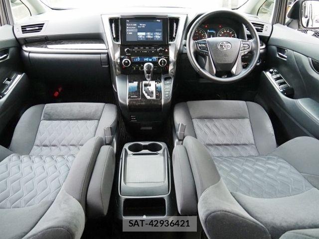 Toyota ALPHARD 2022-04 8034230-11