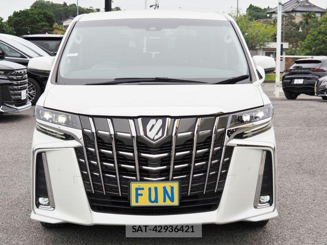 Toyota ALPHARD 2022-04 8034230-1