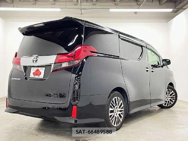 Toyota ALPHARD 2017-07 8034257-2