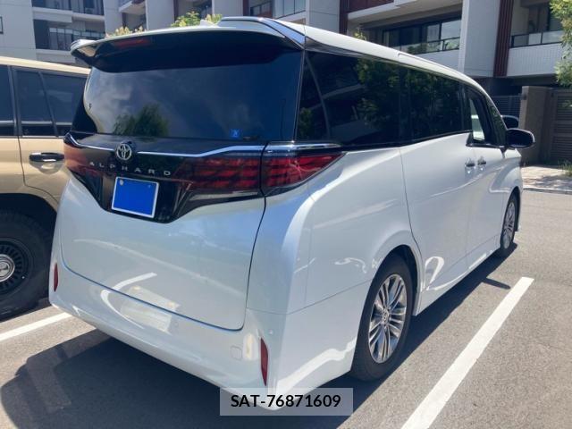 Toyota ALPHARD 2025-08 8034216-1