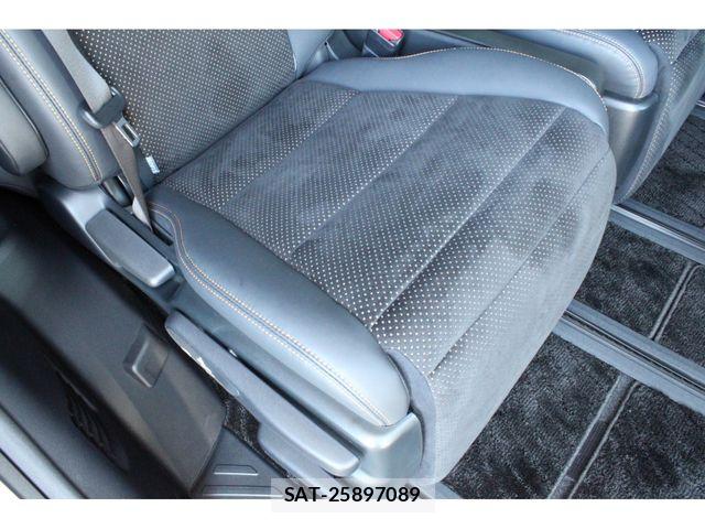 Toyota ALPHARD 2021-09 8072679-17